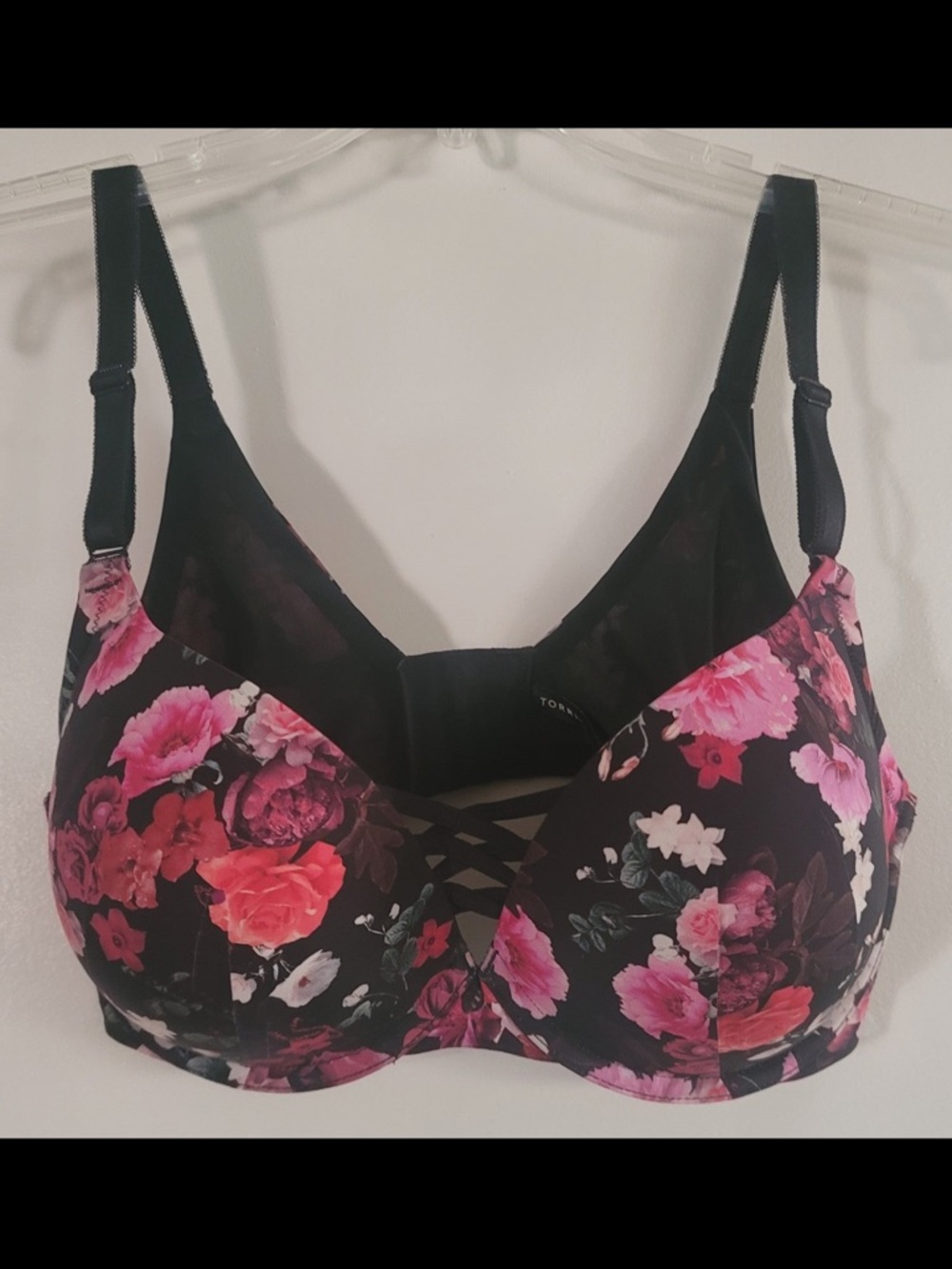 Torrid floral Lace-Up Underwire Bra - Black & Pink